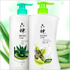 六神清凉滋润绿茶沐浴露套装